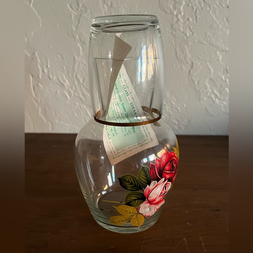 🌹West Virginia Paladium 22K Gold Floral Glass Carafe with Red and White Roses🌹 - Picture 7 of 12